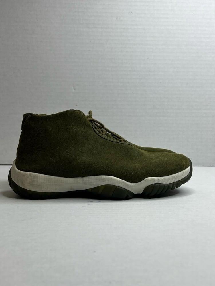 NIKE WMNS Air Jordan Future 'Olive Canvas' AR0726-300 Suede Shoes Women's 7.5 thumbnail 2