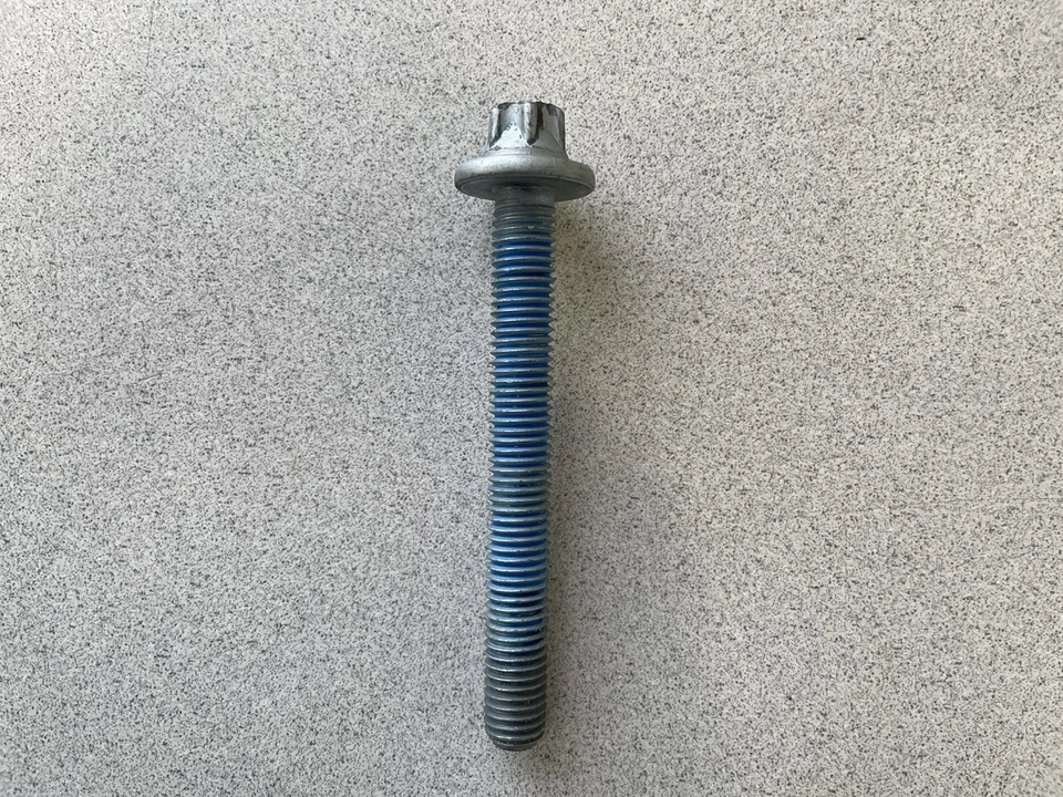 Mercedes-Benz E320 E430 W210 1996-2002 ~ 1 tornillo de motor de arranque ~ N9105010044 Foto 2 de 3