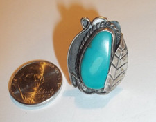 Vintage Navajo Green Turquoise Sterling Ring 7 grams Feather size 7.5