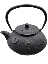 Japanese Cast Iron Teapot Ancient Coins