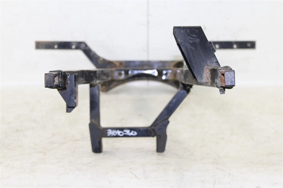 Задний верхний кронштейн для подрамника 2009 Polaris Sportsman 500 X2 - Изображение 2 из 4