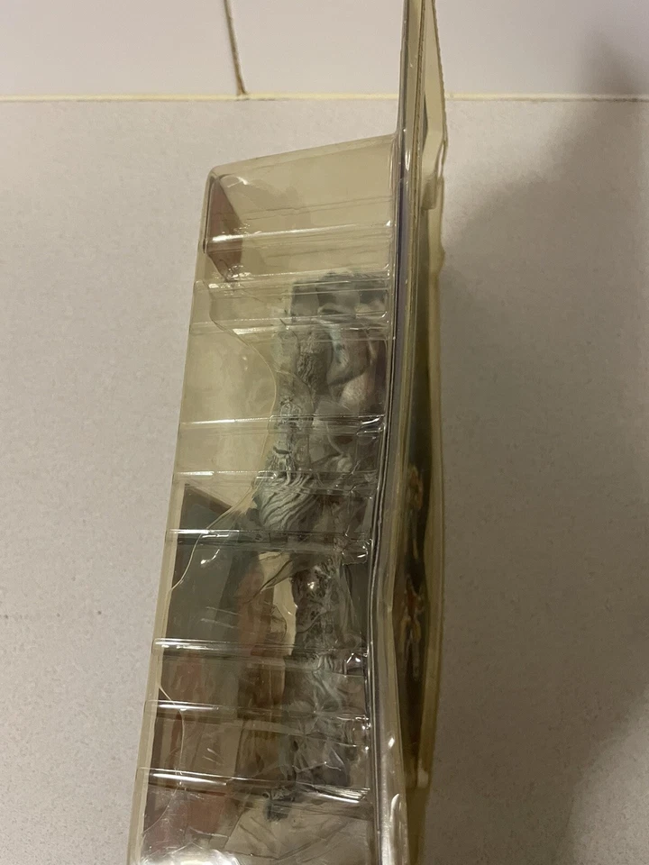 Marvel Legend Lot APOCALYPSE SERIES SASQUATCH DOUBLE VARIANT White Fur Black BAF - image 4 of 4