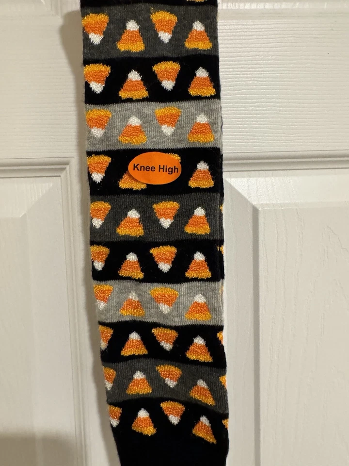 Calcetines hasta la rodilla Halloween Candy Corn, talla 9-11, talla de zapato 4-10,5, calcetines novedosos Foto 4 de 4
