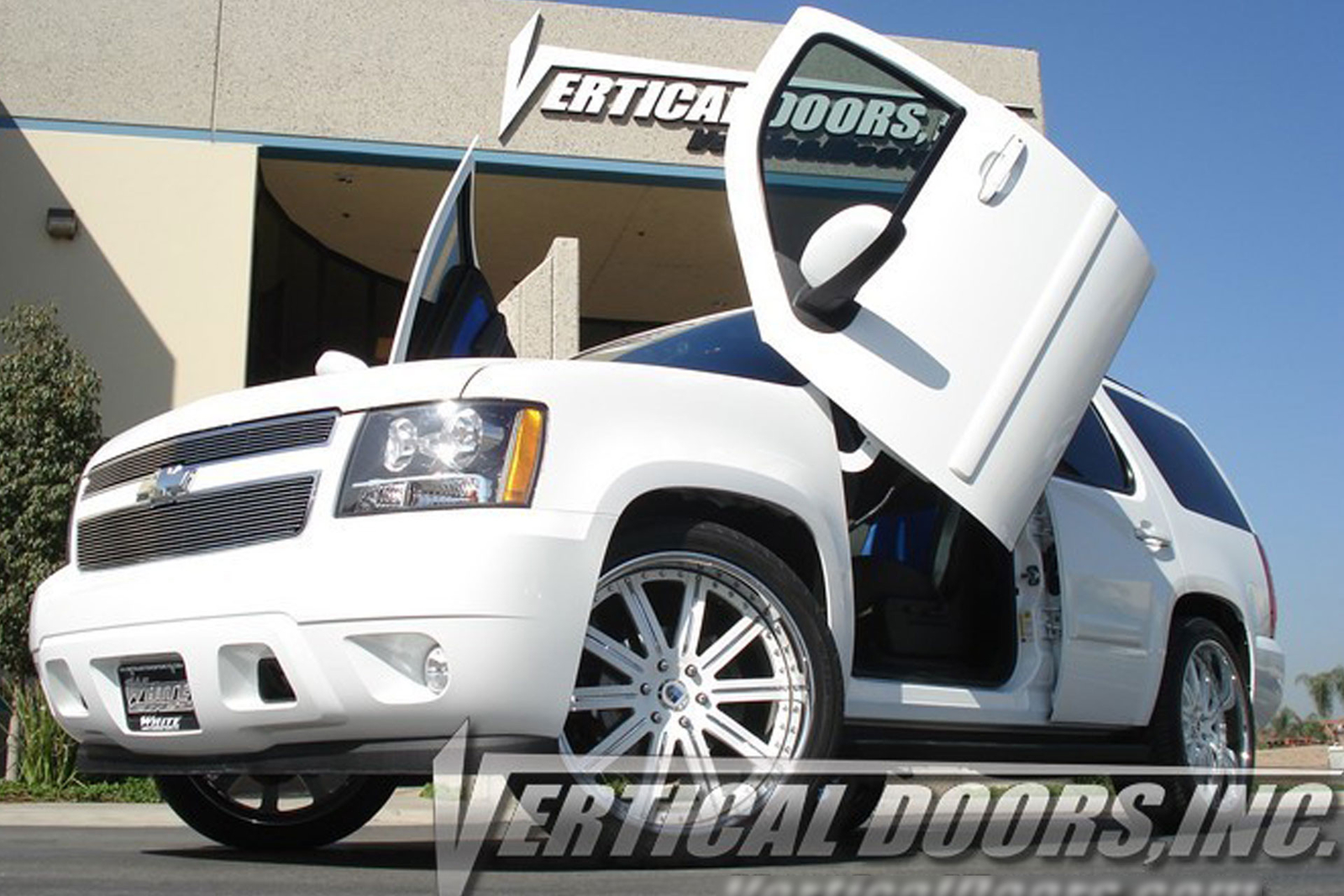 Vertical Doors Inc. Bolt-On Lambo Kit for Chevrolet Tahoe 07-14
