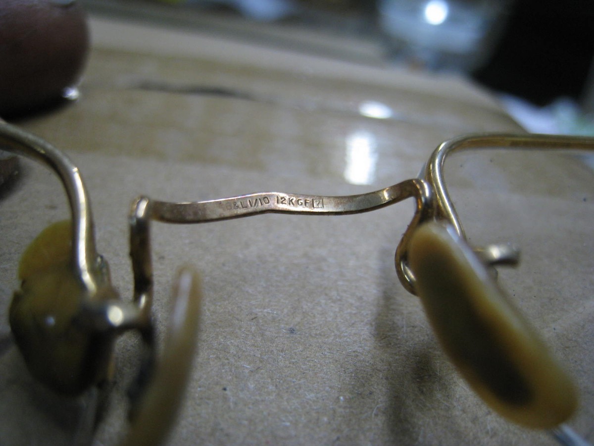 Vtg Bausch & Lomb B&L Wire Rim 1/10 12K GF Gold Filled Frames