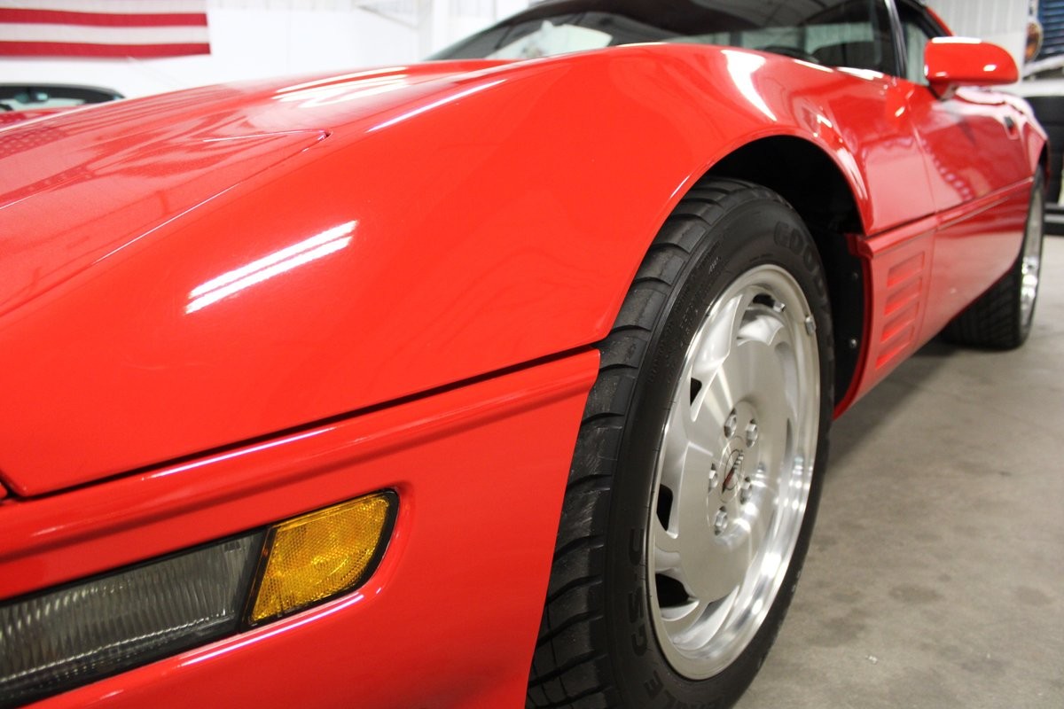 1993 Torch Red Chevrolet Corvette   | C4 Corvette Photo 6