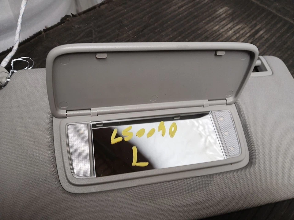 Driver Left Sun Visor 84444757 Fits 18-24 Enclave 2991818 - Image 2 of 4