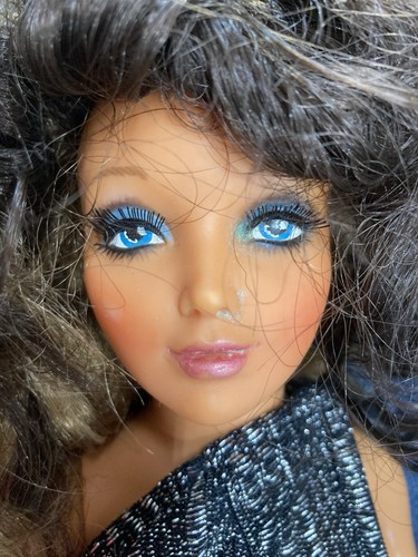 Vintage 1974 Ideal Tiffany Taylor Doll 19" Gold Bathing Suit & Coverup Beauty??? - Picture 2 of 22
