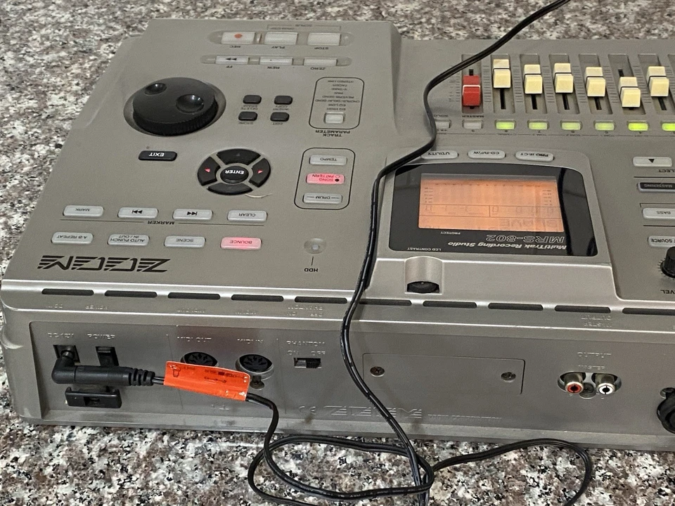Classic Zoom MRS-802 Multi Track Digital Recording Studio with Power Supply - image 4 of 4
