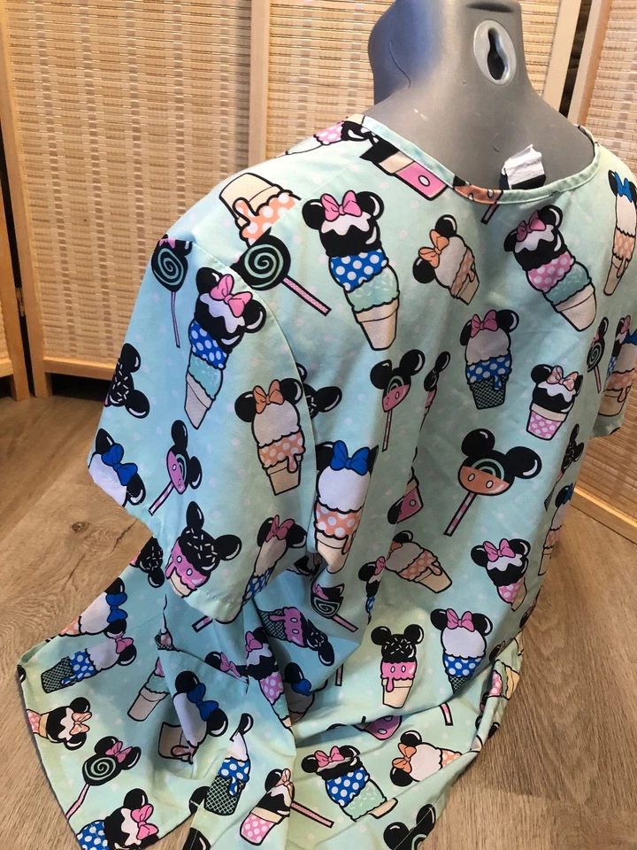 Scrubs Scrub Top Cartoon Disney Mickey and Minnie Mouse Ice Cream Cones 2XL H562 - Image 2 of 4