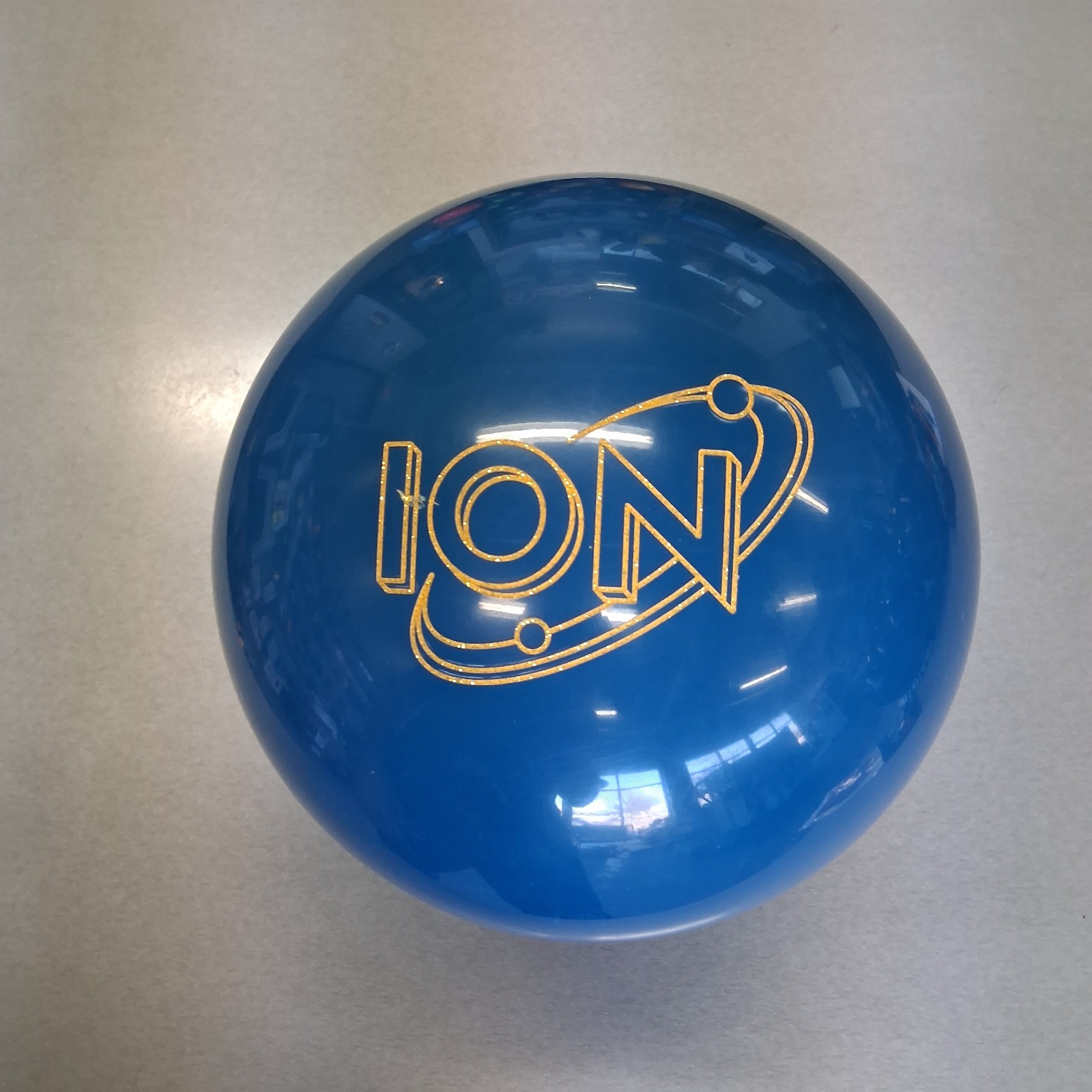 Storm Ion Pro Solid  bowling ball 15 LB.  new ball in the bo