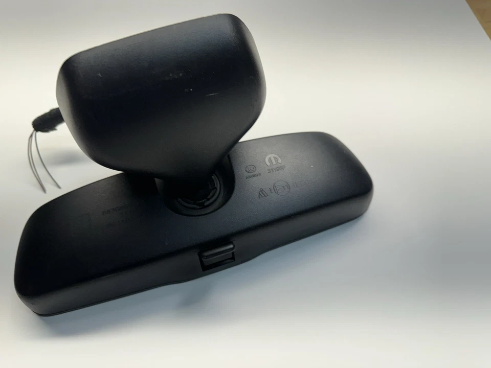 JEEP CHEROKEE 2018 INTERIOR REAR VIEW MIRROR OEM - image 4 of 4