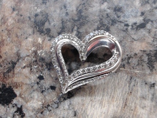42 Diamonds .42 Carat T.W. 925 Silver 3.1g (ASA058056)