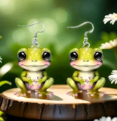 New Green Content Frog In Nature Drop Earrings (Double Sided) Gift