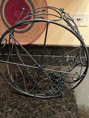 Metal Hanging Scroll Fruit / Plant Holder - Picture 2 of 6