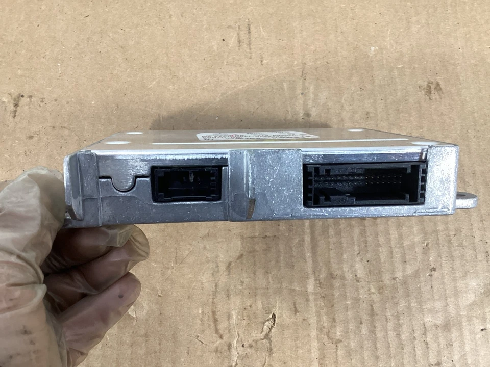 2008-2012 Mercedes-Benz GL450 Communication Control Module A2198202626 OEM . - Image 2 of 4