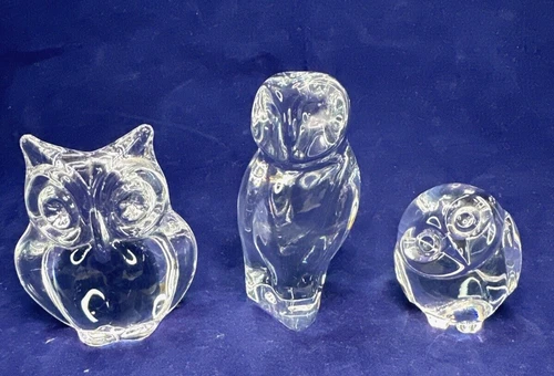 Baccarat, Steuben, Daum Crystal Glass Owls Mixed Lot of 3 Excellent Paperweights