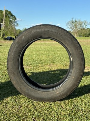 Celimo Salient CS210 225/60R18 100H Used Tire 8-9/32 Tread