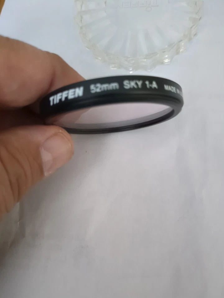 52mm TiFFEN Skylight 1-A Glass Lens Filter Sky-1A E-52 made in USA - Image 3 of 4