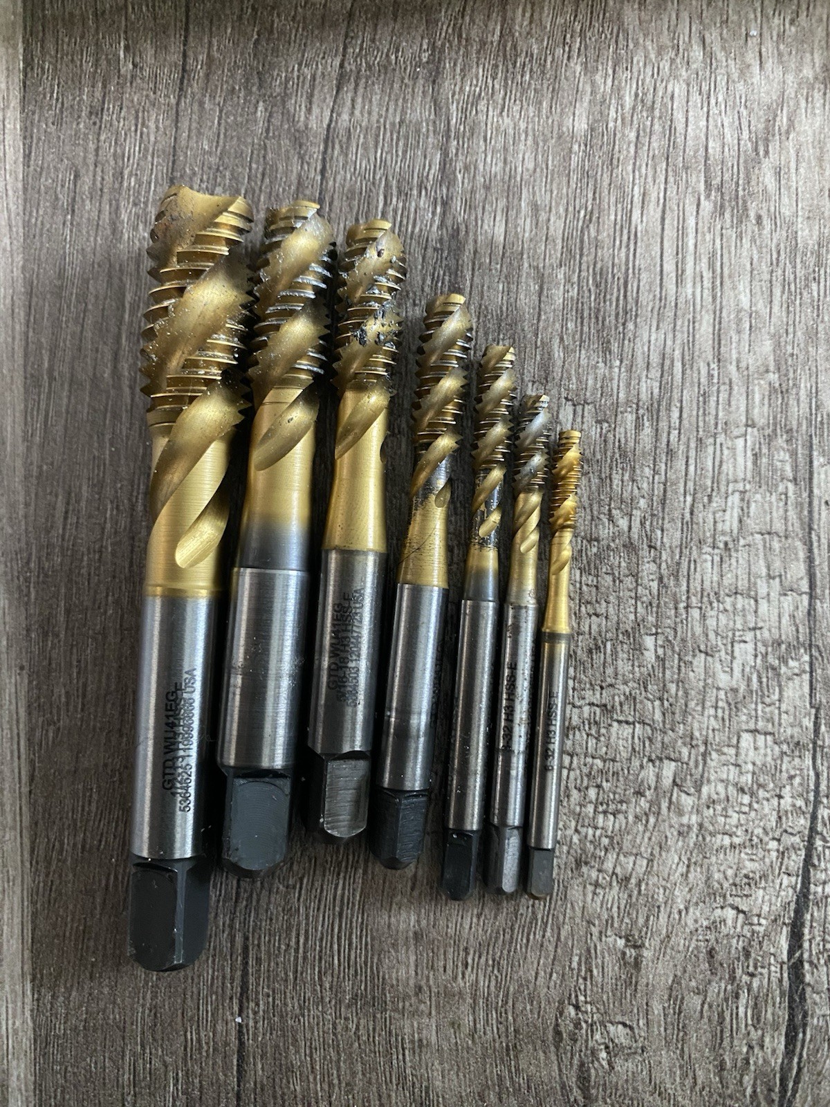 Lisle 70500 Tap Socket Set With Bottom Taps