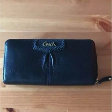 long wallet