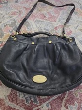 Mulberry Black Pebbled Leather Crescent Shoulder Bag Gold Hardware Zip Pockets
