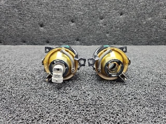 Luz antiniebla izquierda Volkswagen Tiguan 2009 Foto 2 de 4