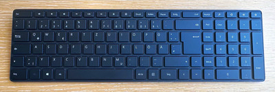 Microsoft Designer Bluetooth Desktop Keyboard (Modell 1678)