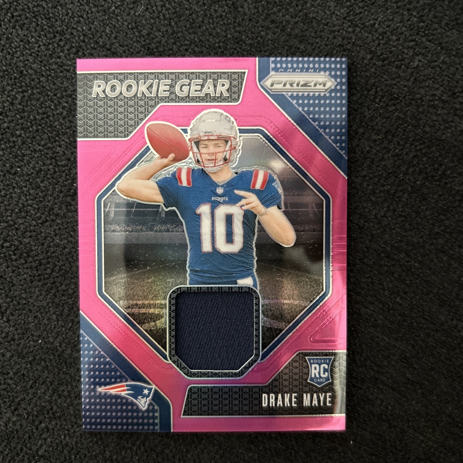 2024 Panini Prizm - Rookie Gear Drake Maye #RG-DME Pink Prizm (MEM, RC)