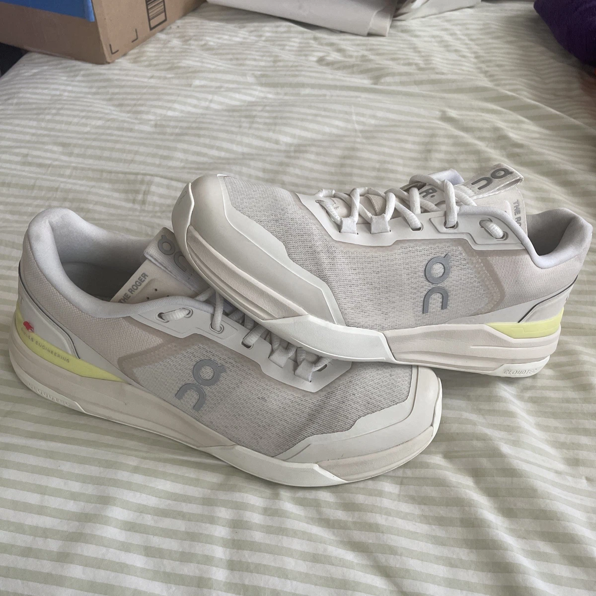 ON The Roger Advantage White Green for sale | eBay