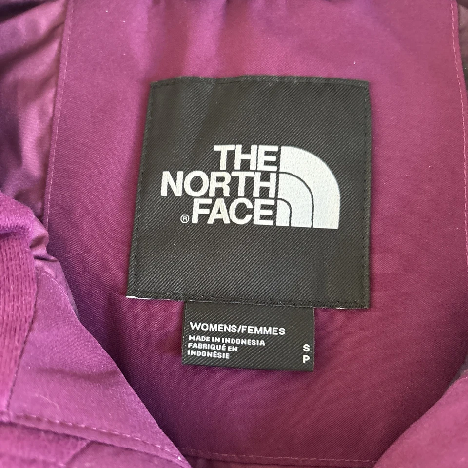 The North Face Women’s Core fire Down Jacket Pamplona Purple SP GENTLY USED - Image 3 of 4