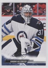 2022-23 Upper Deck Series 1 Connor Hellebuyck #197 0q5