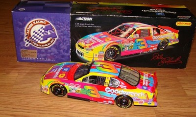 Nascar Dale Earnhardt, Sr. #3 Peter Max 2000 Chevy Monte Carlo Action / Lionel