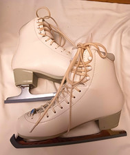 Riedell Topaz White Figure Skates Size 6 Lace-Up Leather w/ Stainless Blade