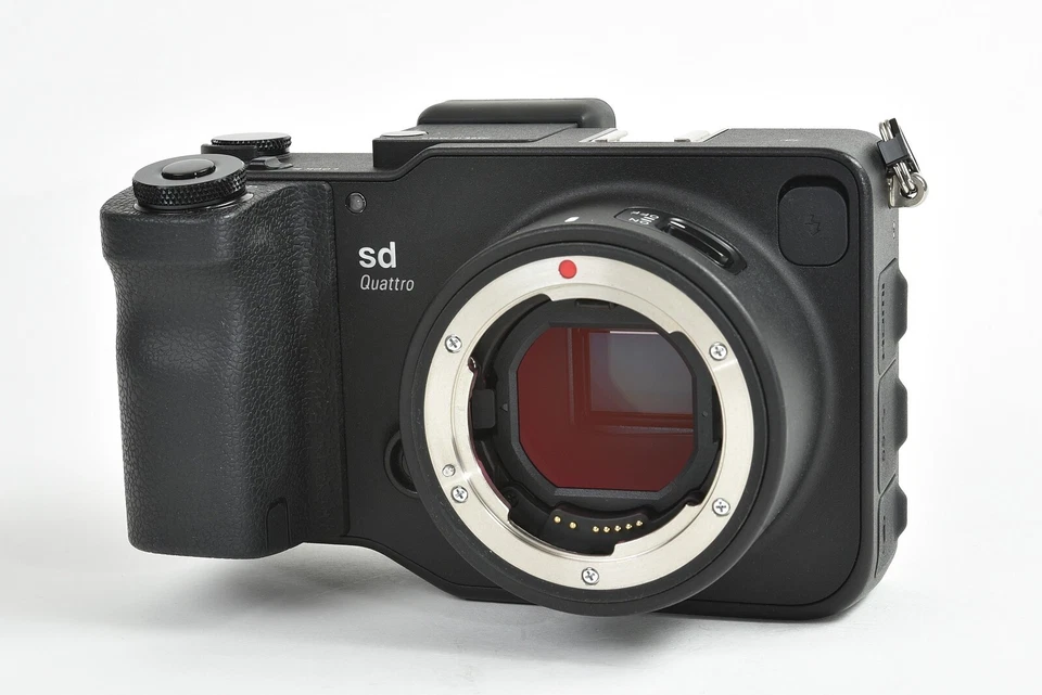 Sigma sd Quattro Mirrorless Digital Camera Body [Excellent] 06-r10 - Image 2 of 4