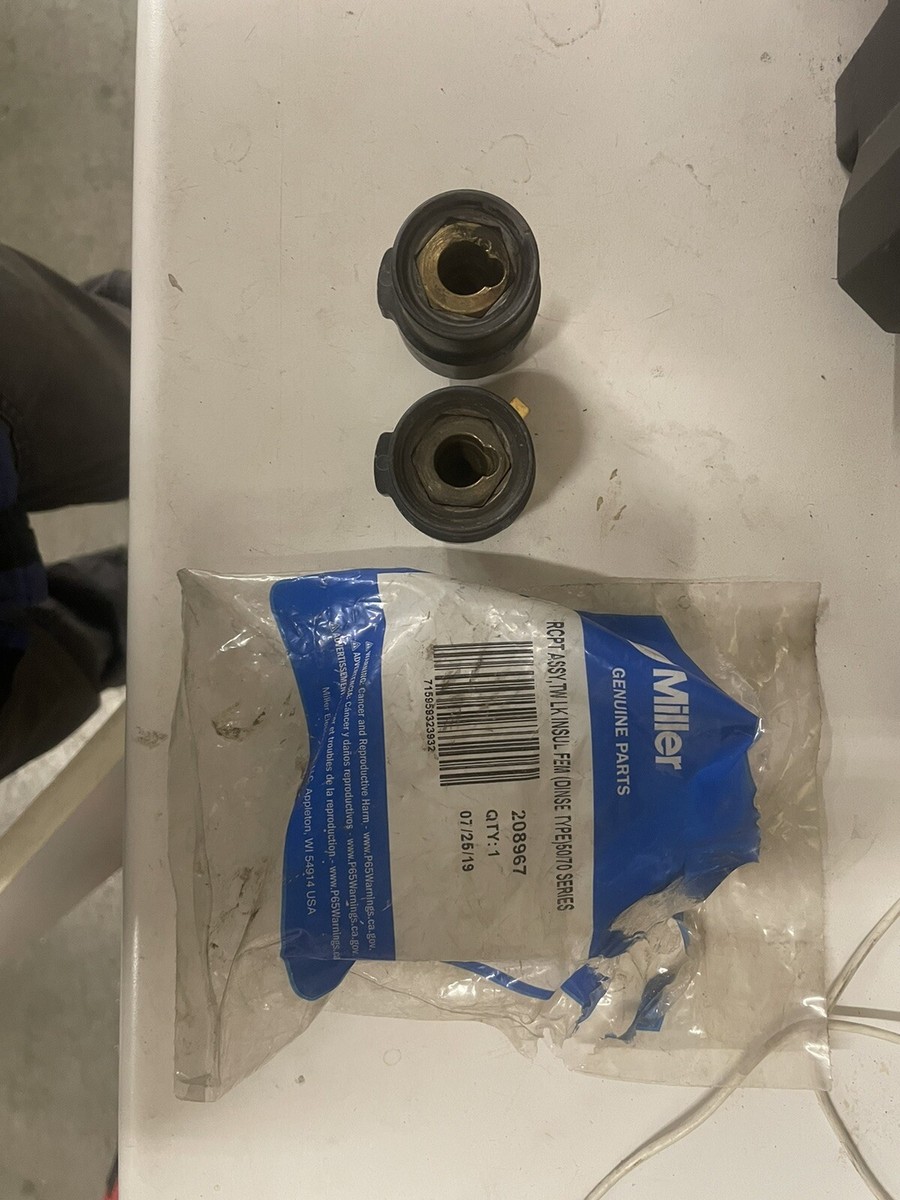 Miller 208967 receptacle assembly twist lock female (2) available  
