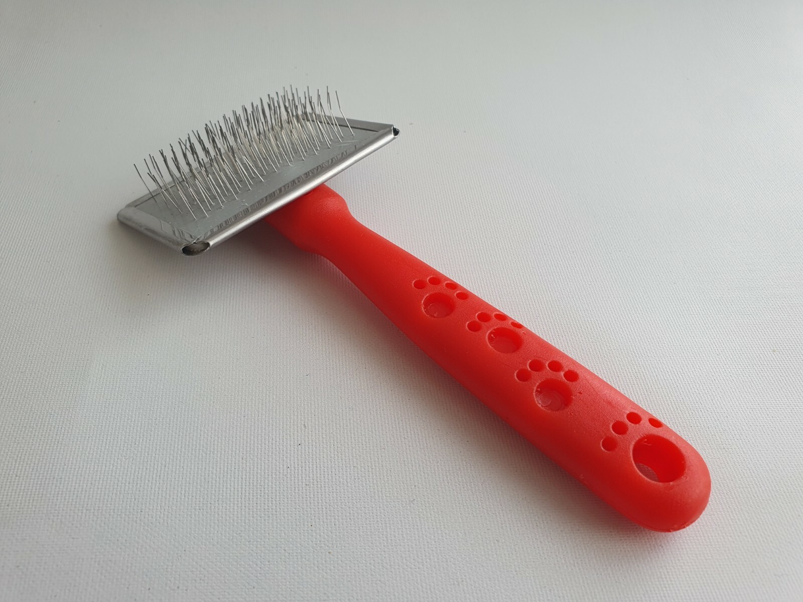 Kitten Gentle Brush Grooming Fur Trimmer Cat and Dog Rakes Comb Animal