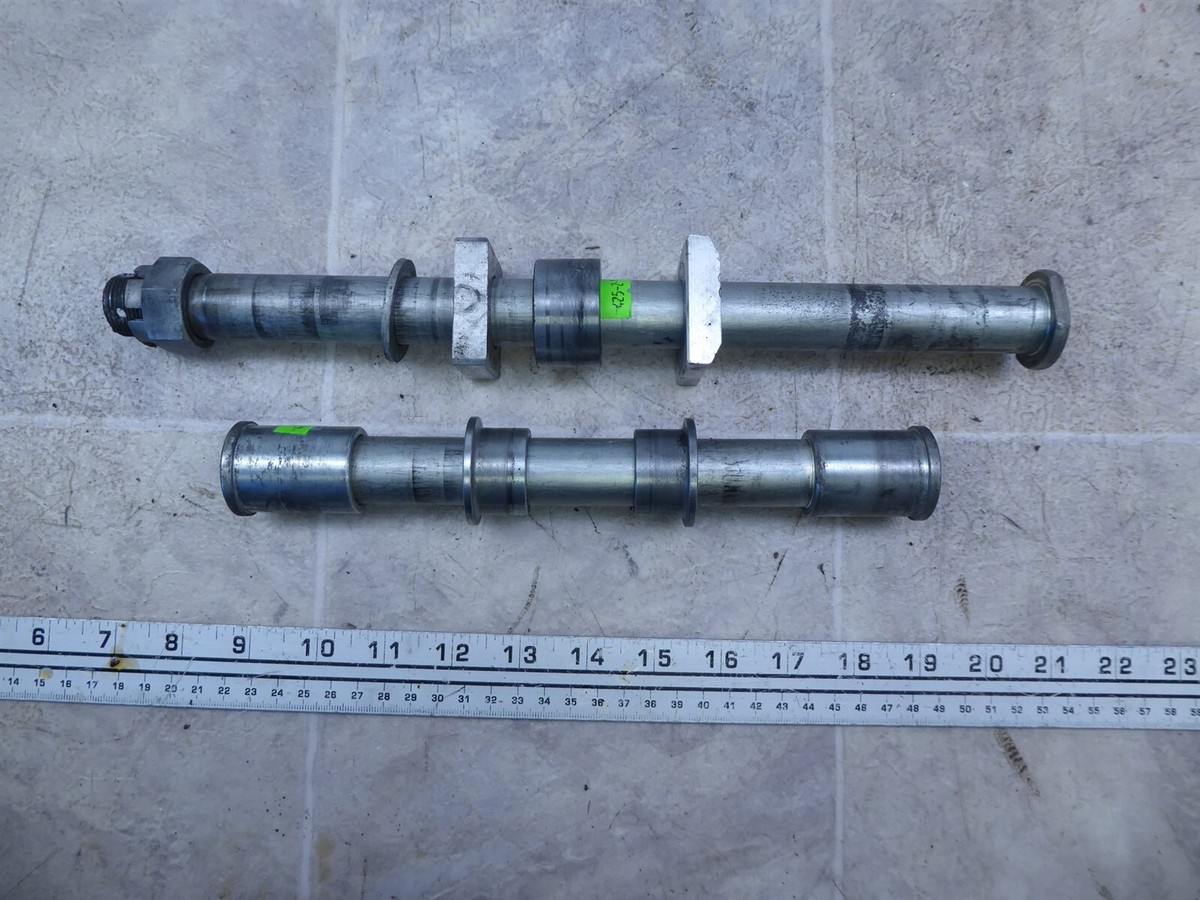 2000 Kawasaki ZX600 J1 Ninja K425-2) front and rear wheel axle