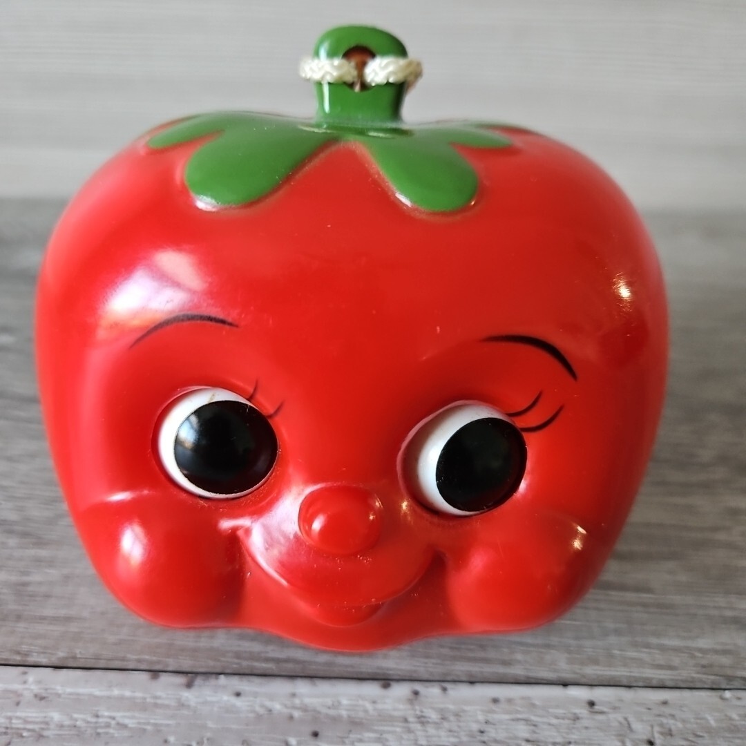 Sankyo Musical Pull-String Toy Vintage 1974 Tomato Collectible