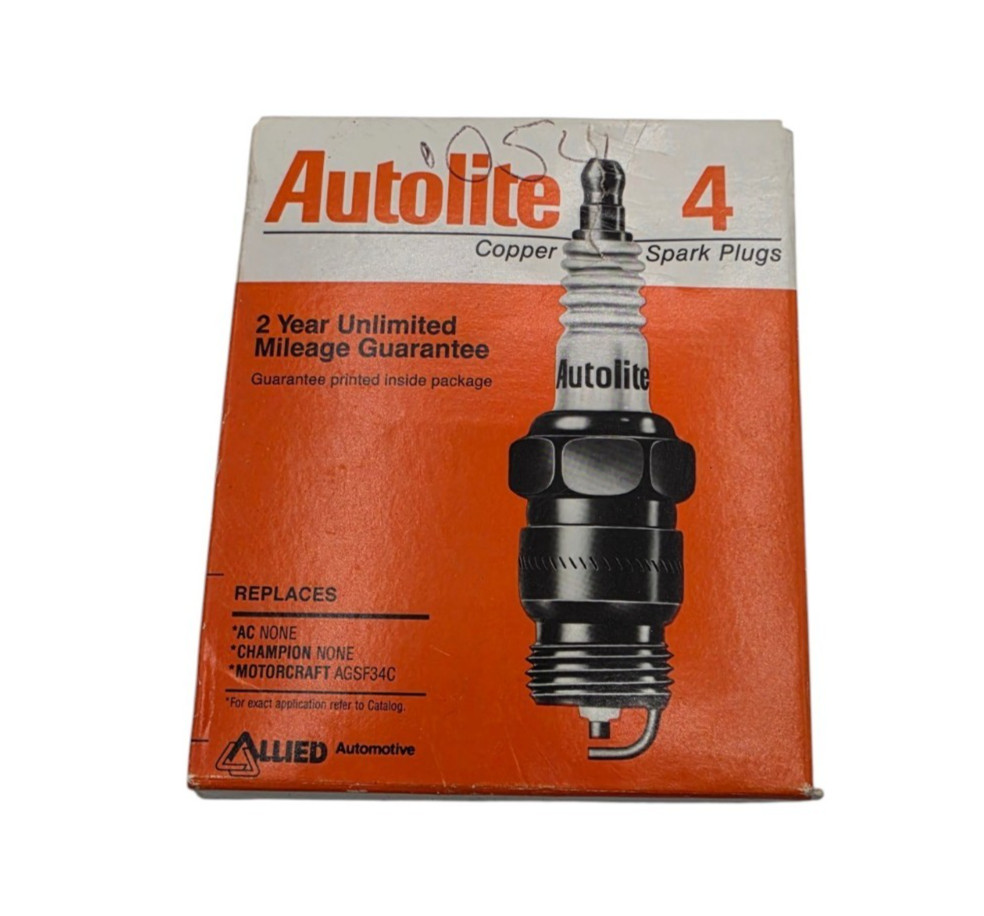NOS Autolite Copper Core Spark Plugs New Box of 4 Part # 5184