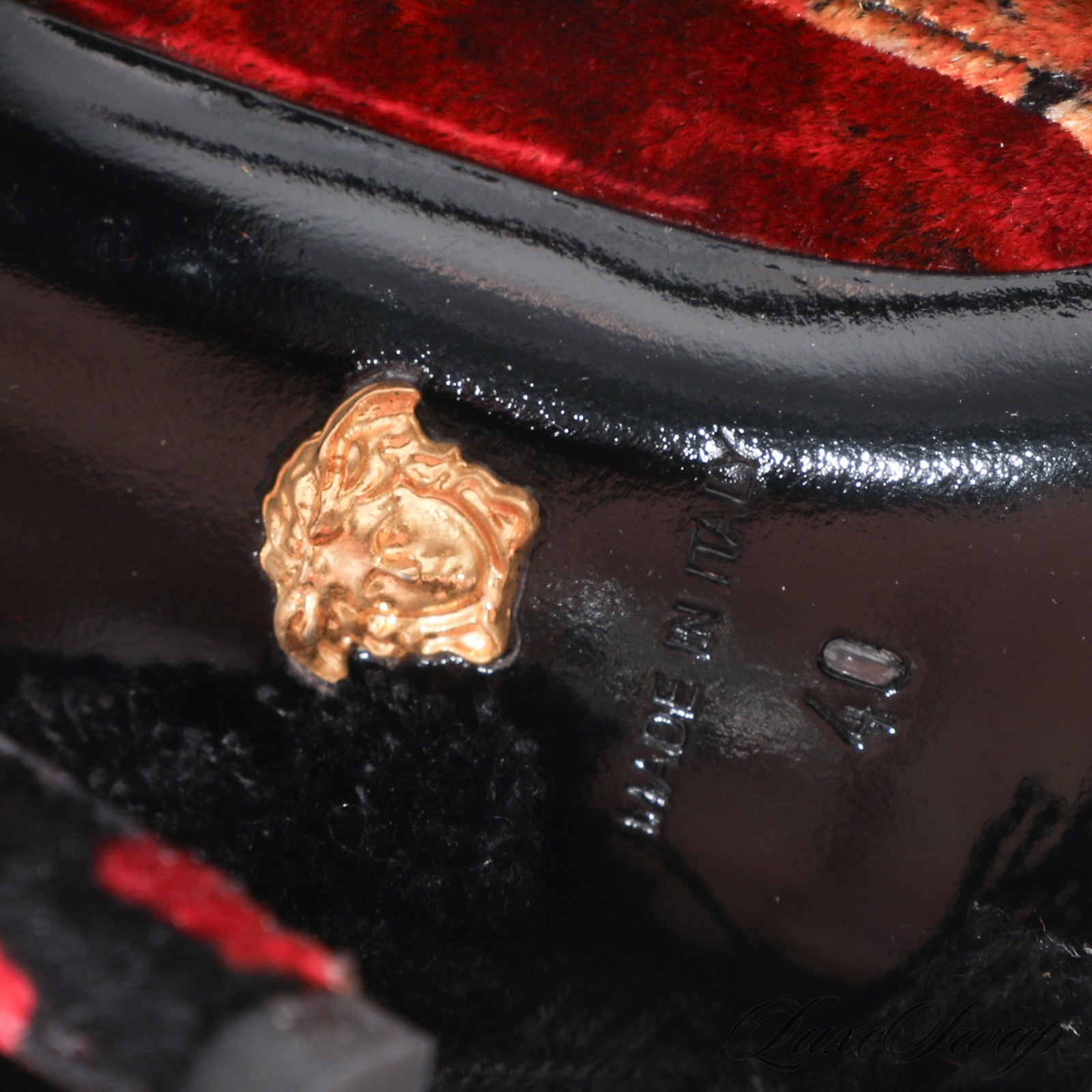 NIB Versace Made in Italy Red Multi Neoclassic Barocco Velvet Tassel Boots 40 thumbnail 11