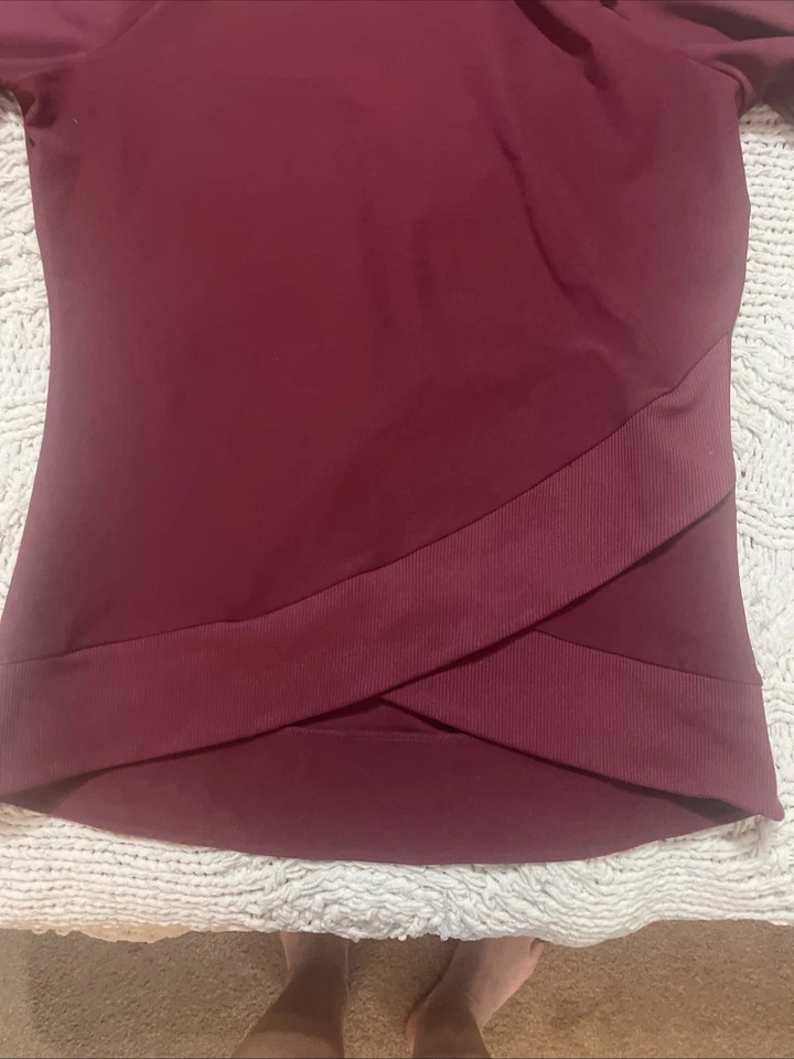 Camisa deportiva de manga larga con cremallera MPG para mujer mediana borgoña Foto 3 de 4