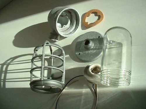 ONE NOS Crouse-Hinds 100 watt Explosion Wall Sconce Porch Vtg Industrial Light + - Picture 11 of 12