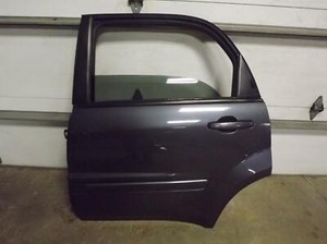 06-09 PONTIAC TORRENT Yosemite Metallic Left Driver Rear Door L w/Tinted Glass