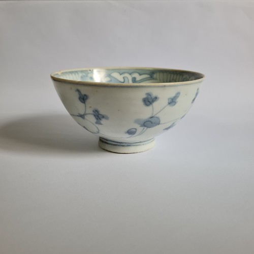 1600s Ming Dynasty Blue and White Bowl Porcelain Ceramic Lotus Antique Old Fujia - Picture 4 of 14