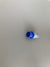 K9033BLU 32amp IP44 2P+ E Plug 250-Volt