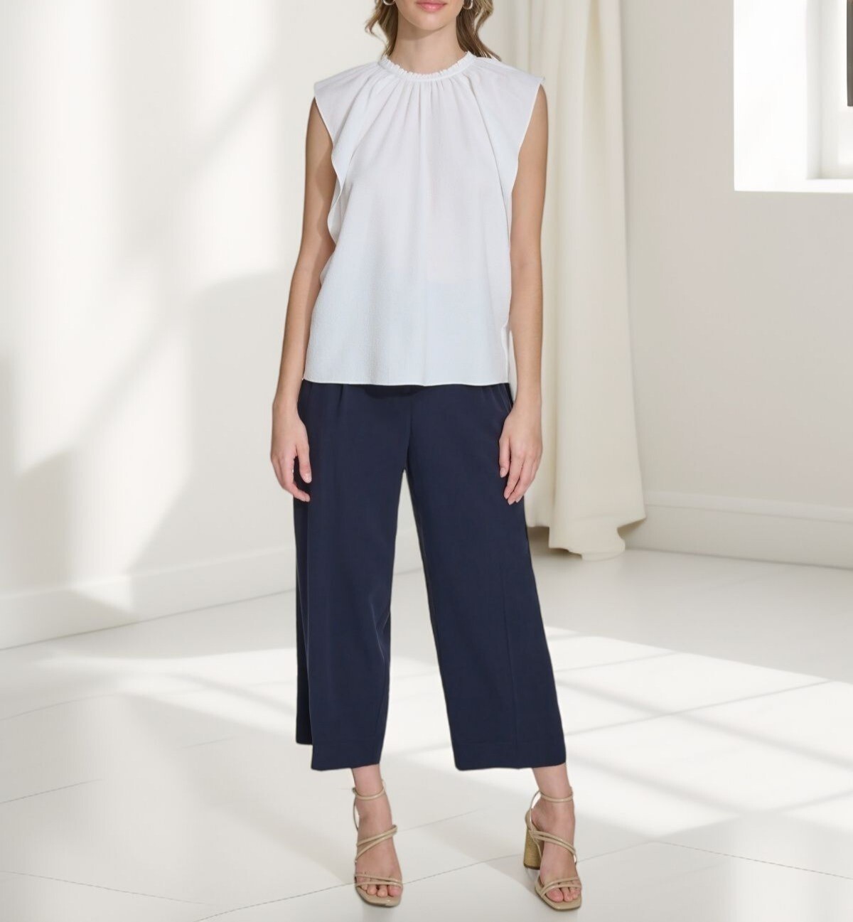 Calvin Klein Womens Ruffled Cap Sleeve Key Hole Top White Size M Defected
