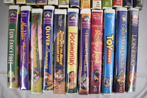Lot of 24 Disney ANIMATED Movies VHS - Picture 3 of 3
