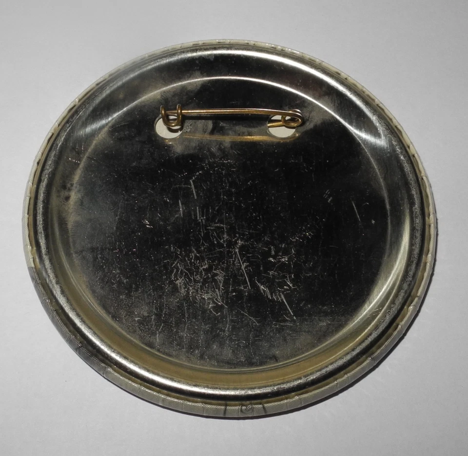 RARE 1958 Large 3.5" Baseball Gil Hodges Los Angeles Dodgers World Series Pin - Image 2 of 2