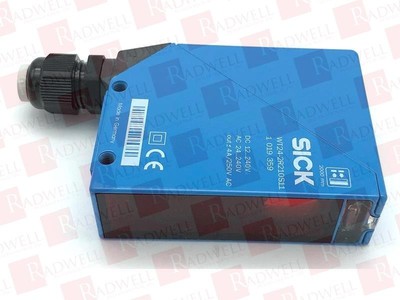 SICK WT24-2R210S11 / WT242R210S11 (NEW IN BOX)